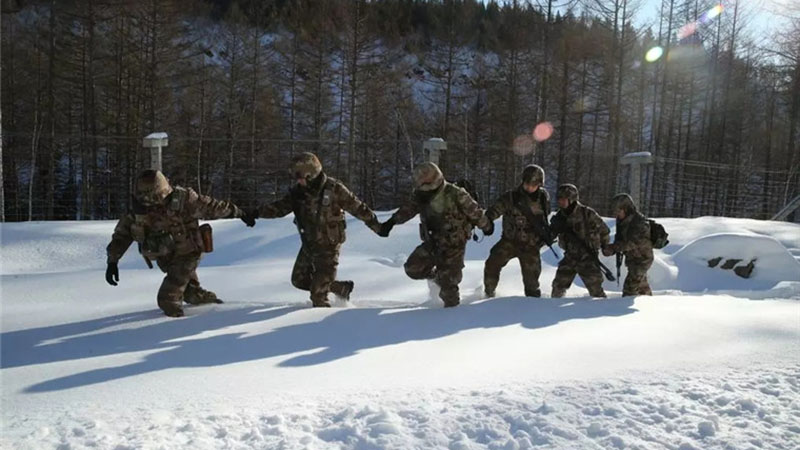 新春走軍營丨雪域邊關，深山里的“鴨綠江畔第一哨”