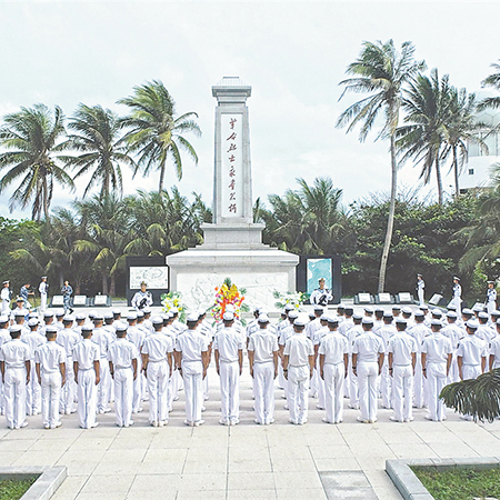 清明節(jié)，全軍官兵通過多種形式祭奠緬懷革命先烈